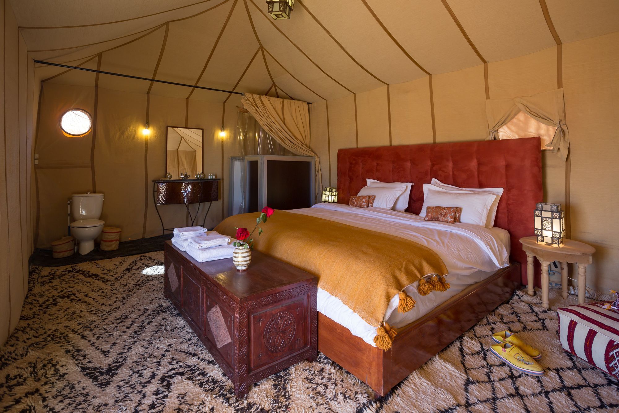 Merzouga Luxury Desert Lodge Taouz Bagian luar foto